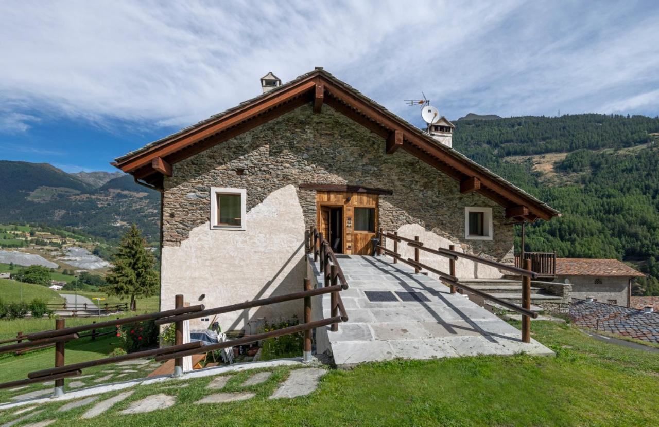 Maison Marcoz - Appartamenti Vacanze Étroubles Exterior foto
