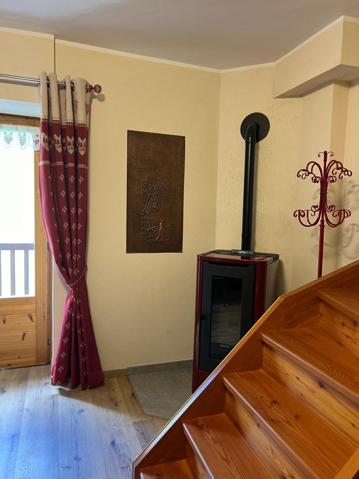 Maison Marcoz - Appartamenti Vacanze Étroubles Exterior foto